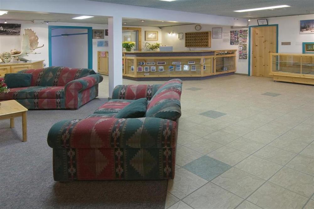 Canadas Best Value Inn- Riverview Hotel Уайтхорс Интерьер фото
