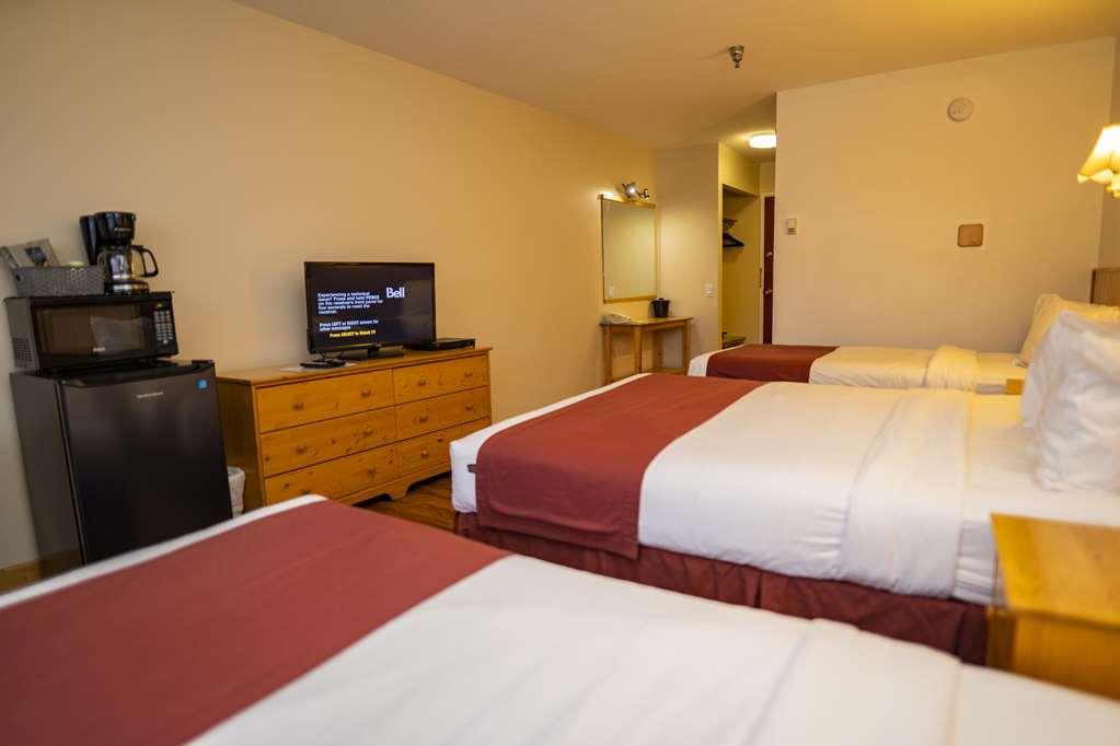 Canadas Best Value Inn- Riverview Hotel Уайтхорс Номер фото